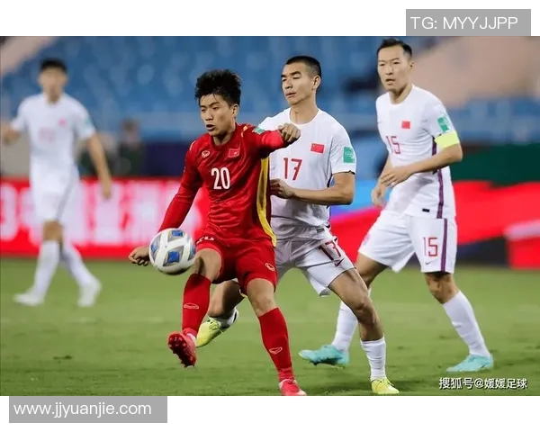 中国足球明星领衔球队：聚焦国内顶级球员与世界舞台的精彩表现