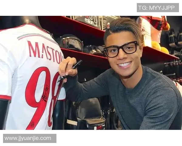 北京的网红足球明星是谁他如何成为足坛新宠引发热议